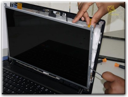 Замена экрана ноутбука Emachines в Керчи