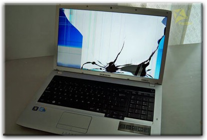 замена матрицы на ноутбуке Samsung в Керчи